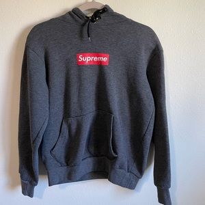 FAKE Supreme Sweater